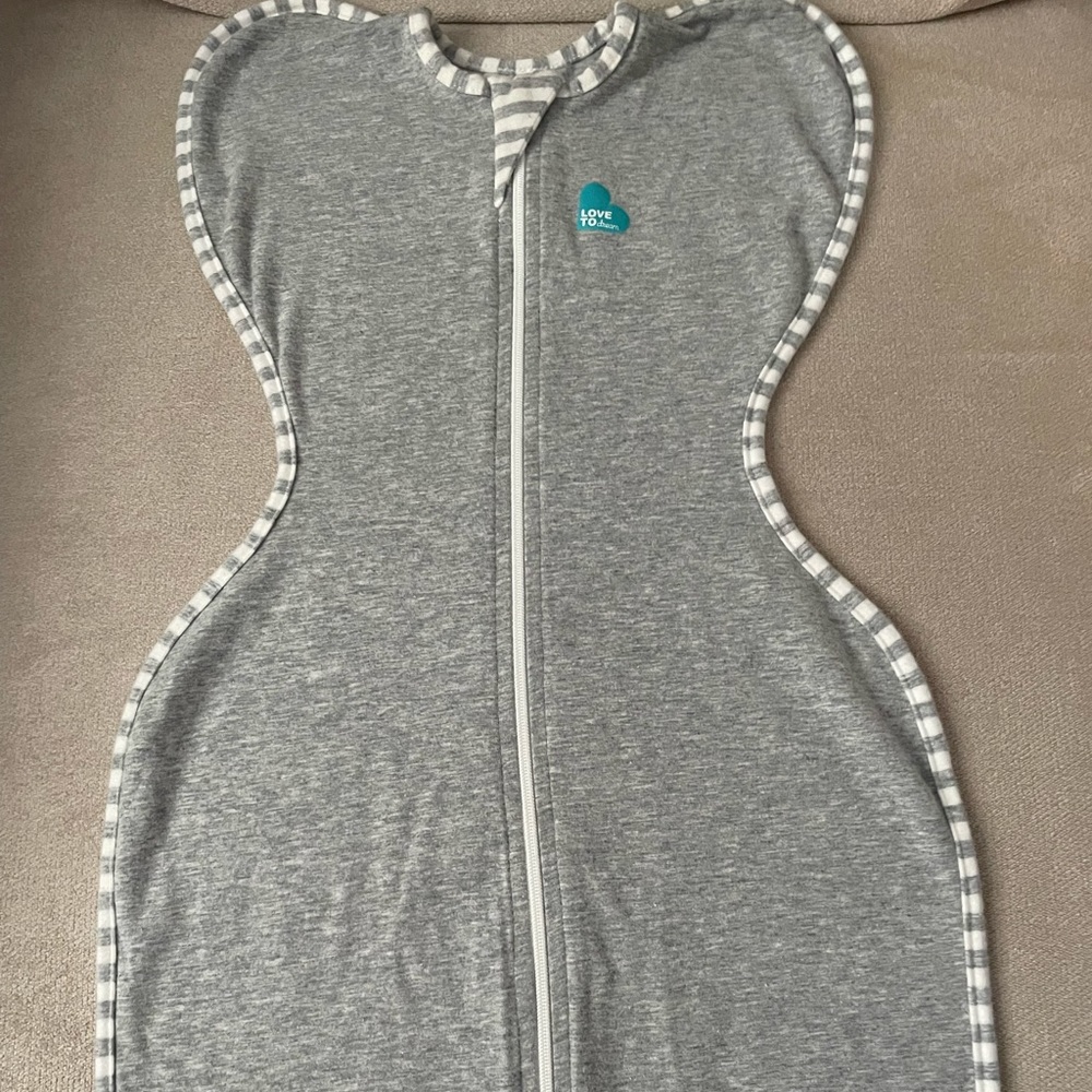 Love To Dream Swaddle - Small  💤🌟
